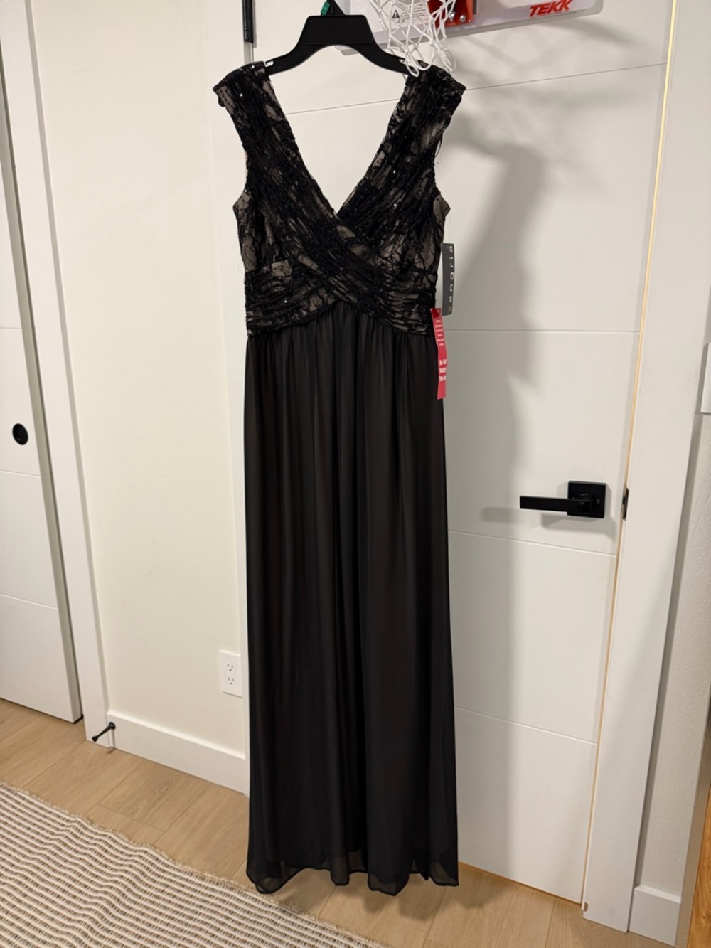 Signature by Sangria Black Lace V-Neck Maxi Dress